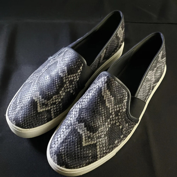 Vince Slip‎ On Snake Embossed Granite Leather Sneakers Flats Shoes - Picture 2 of 8